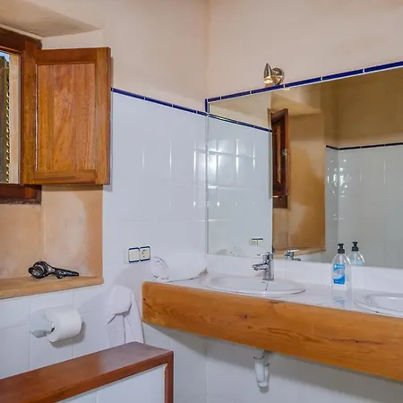 Son Sureda Apartment *